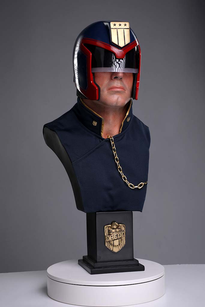 Judge Dredd 1:1 Lifesize Bust by Walt Wizard