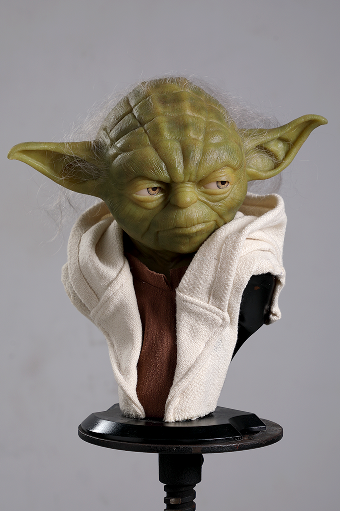 Yoda 1:1 Lifesize Bust by Walt Wizard